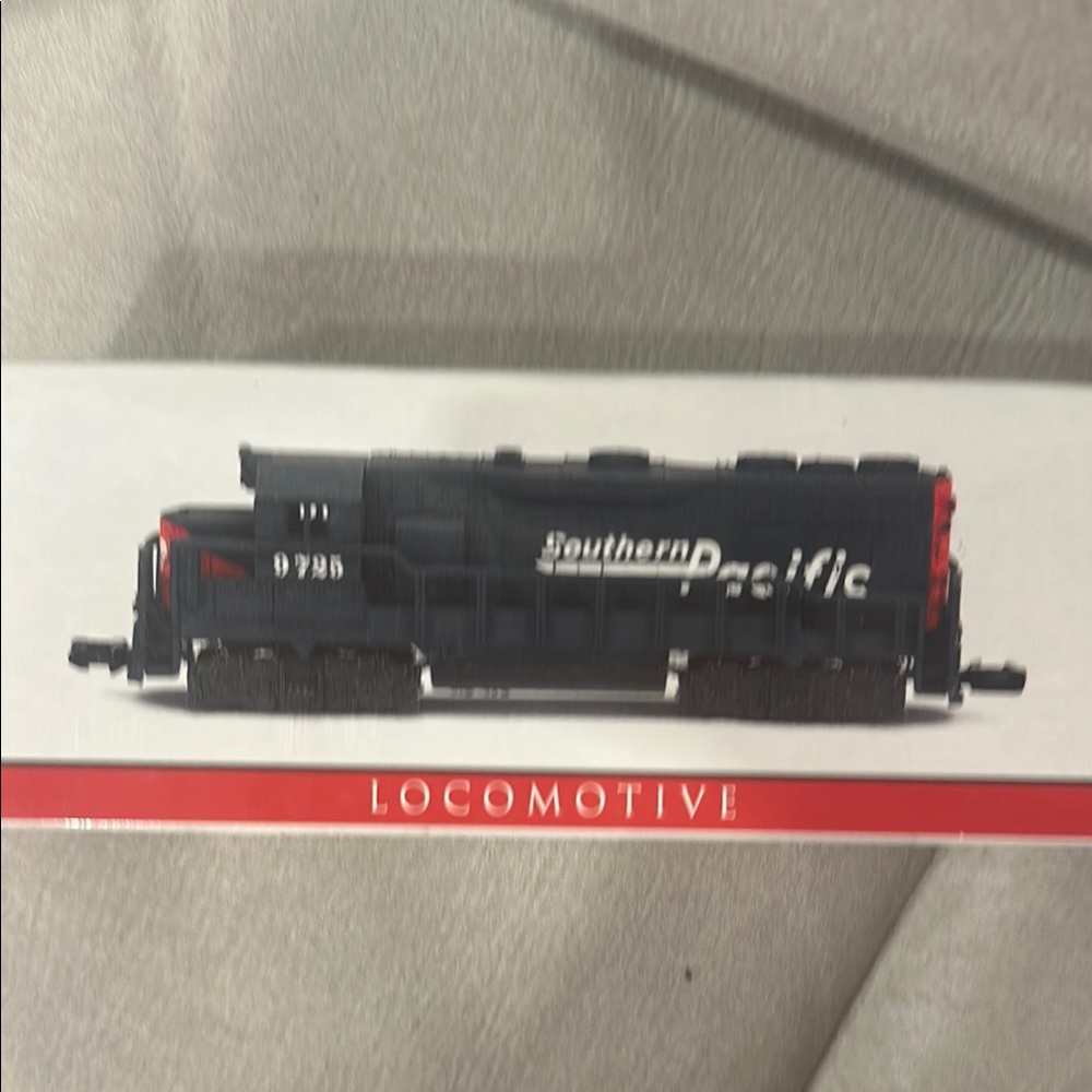 Southern Pacific Locomotive Toy Train Set of 8